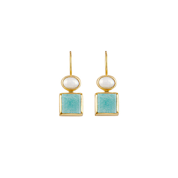 GOLD PLATED STERLING SILVER HOOK EARRINGS WITH AMAZONTIE AND FRESHWATER PEARL