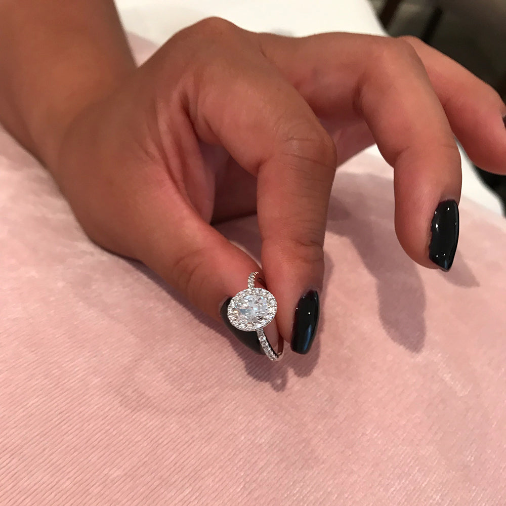 OVAL HALO RING