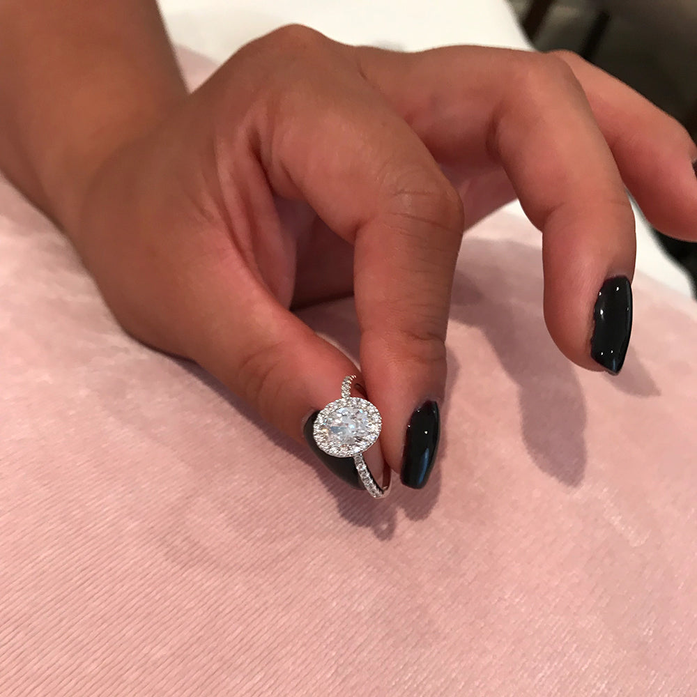 OVAL HALO RING