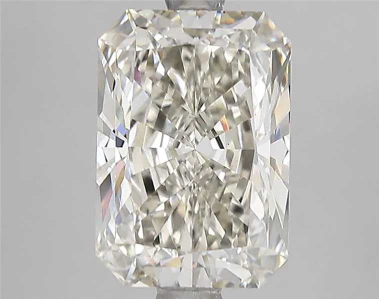 3.03 Carats RADIANT Diamond